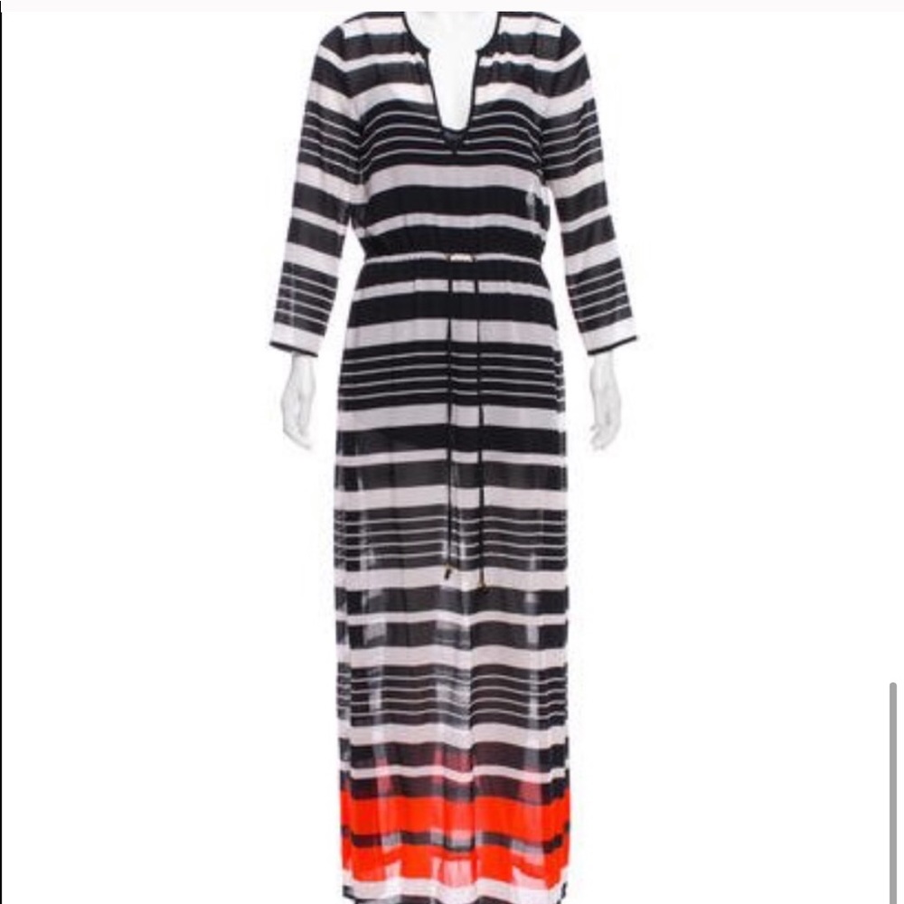 Lightweight Long Sleeved Maxi Dress